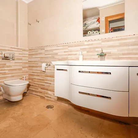 Luxury 5-bedroom Townhouse In Jardines Del Pla, Javea 250m From The Arenal * Platja de Larenal