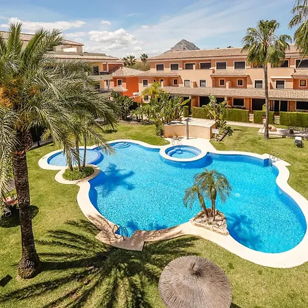 Luxury 5-bedroom Townhouse In Jardines Del Pla, Javea 250m From The Arenal * Platja de Larenal